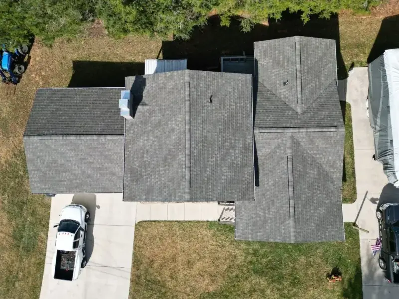 Drone aerial of a Colonial Heights, Kingsport home with a newly installed Atlas Pinnacle Pristine architectural shingle roof.